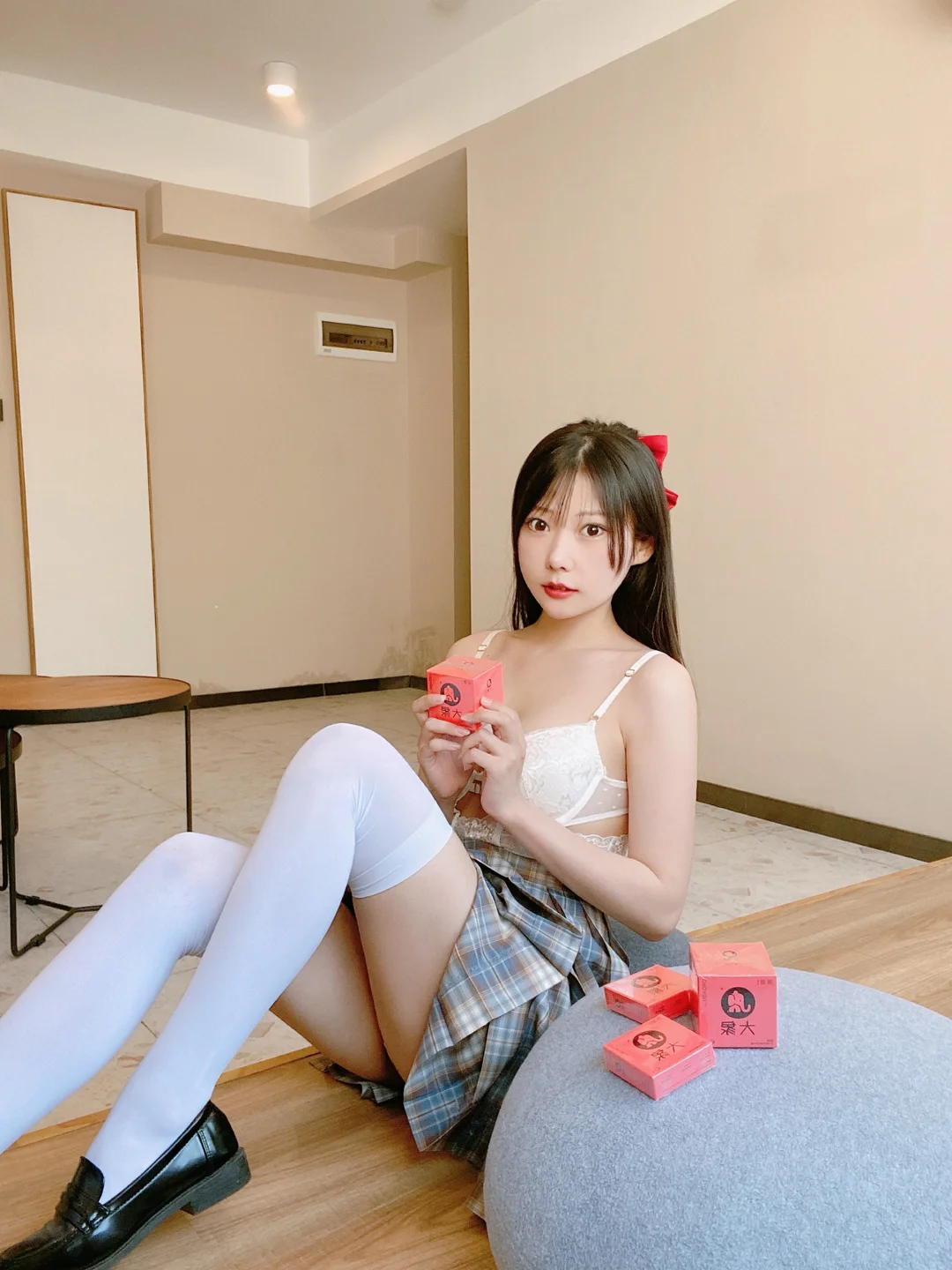 香草喵露露 - No.067 大象 JK格子裙 [30P-96MB] tg@simisebaisi 【丝足阁】021.webp